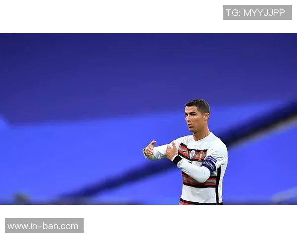 足球明星驾驶豪车展现风采视频精彩回顾与幕后花絮分享